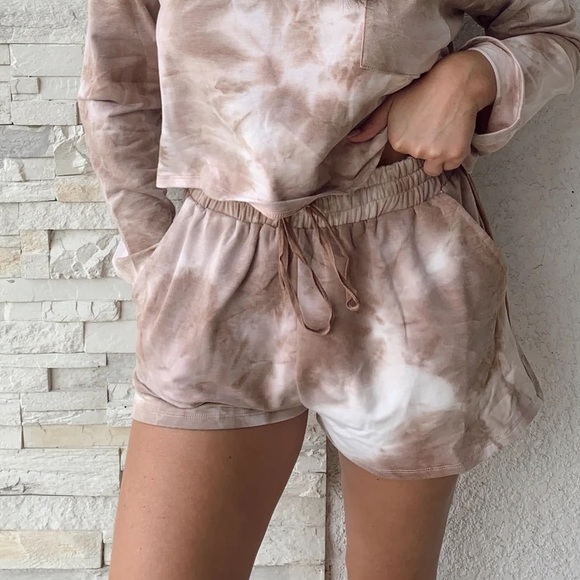 Papermoon Mauve Tie Dye Shorts - Picture 2 of 2